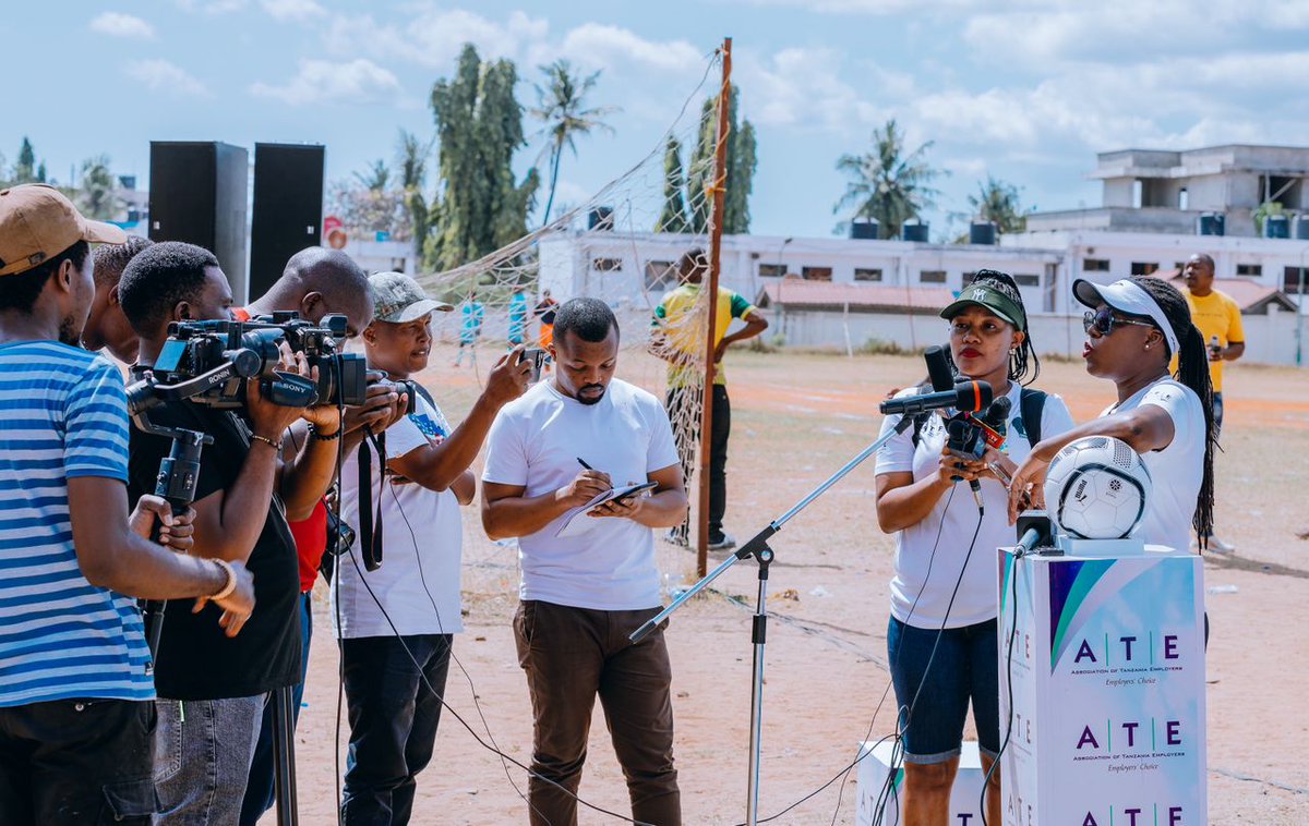 ATE kwa kutambua umuhimu wa UTATU, mwaka huu itashirikiana na 
wadau wa Kazi na Ajira wakiwemo Ofisi ya Waziri Mkuu-KVAU, WCF, 
NSSF, PSSSF, TUCTA na OSHA katika kuandaa na kusherekea kwa 
pamoja Waajiri Health Bonanza.~ Bi. Suzanne Ndomba-Doran 

#WaajiriBonanzaLaunch