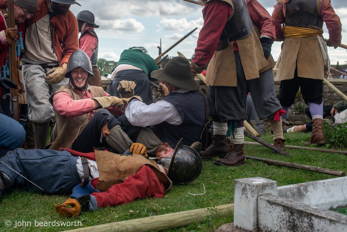 🇪🇺🇬🇧🇮🇹🌻 john beardsworth (@barbaricca) on Twitter photo About the only person not looking forward to <a href="/Sealed_Knot/">The Sealed Knot</a> returning to #Crowland next weekend must be the local vicar.
Pics from 2017 & 2019 About the only person not looking forward to <a href="/Sealed_Knot/">The Sealed Knot</a> returning to #Crowland next weekend must be the local vicar.
Pics from 2017 & 2019
