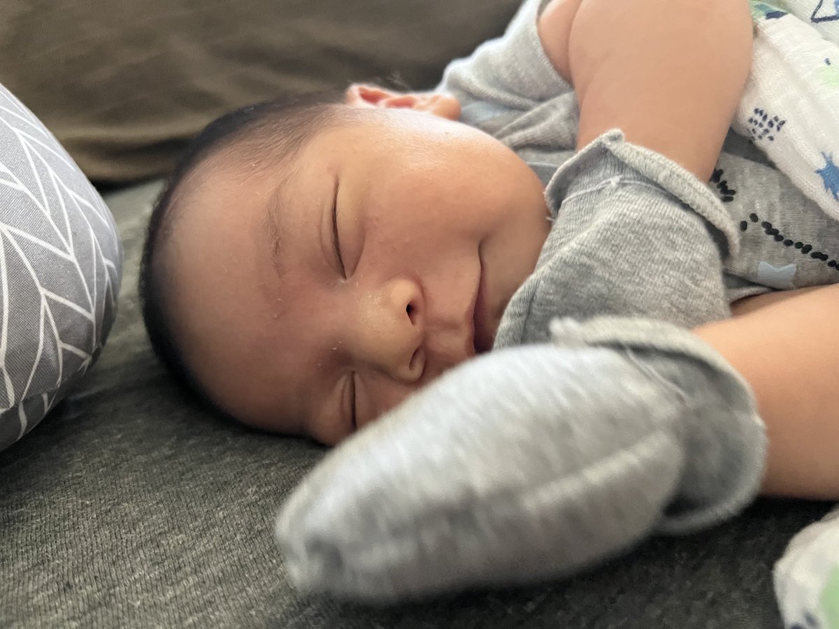MY SLEEPY CHUNKA BUTT!! I LOVE YOU MORE THAN LIFE 😍😍😍