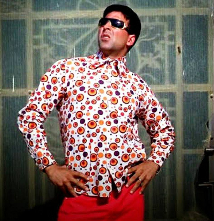 Akshay Kumar waits for 'Sooryavanshi' release in 'Phir Hera Pheri' pose
