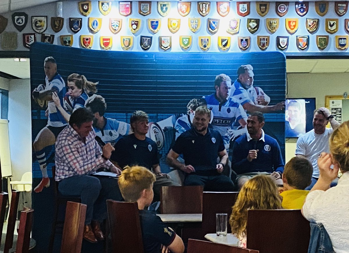 MowdenPark's tweet image. 🏆 A big thanks to everyone who attended our RWC Preview Night in the CrossBar last night!

🤝 A special thanks to our brilliant host Tony Jackson and special guests Lee Dickson, Garry Law, Callum Davidson and Max Fraine. #MowdenFamily