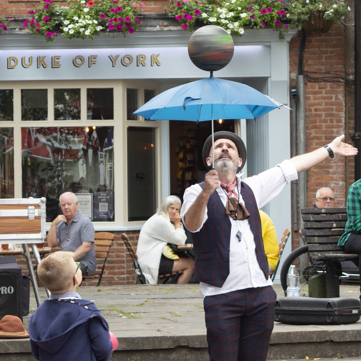 kingssquareyork's tweet image. Street performances today in the square #york #juggling #streetshow