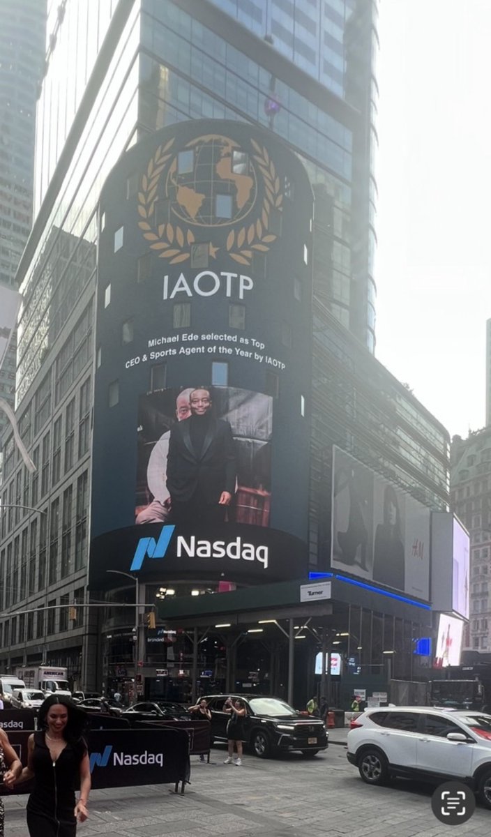 File:A Nasdaq billboard of Michael Ede at Times Square, NYC.jpg