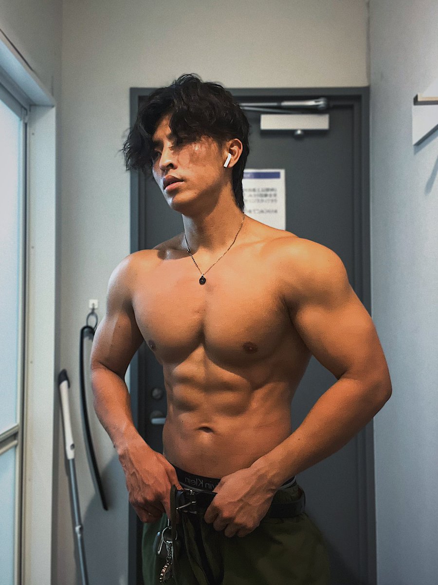 maruo_workout's tweet photo. 夏サボった分モチベ高いので
久々腕トレ行ってきます🫡 https://t.co/SmPgeWKJC8