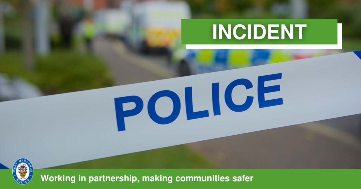 We’re urgently appealing for information after a member of the public died in a collision involving a car which failed to stop at the scene in #Birmingham last night.

We were called to the jct of Newton Rd &amp; Hailwood Dr in #GreatBarr, at around 9pm.

➡️shorturl.at/beqxY