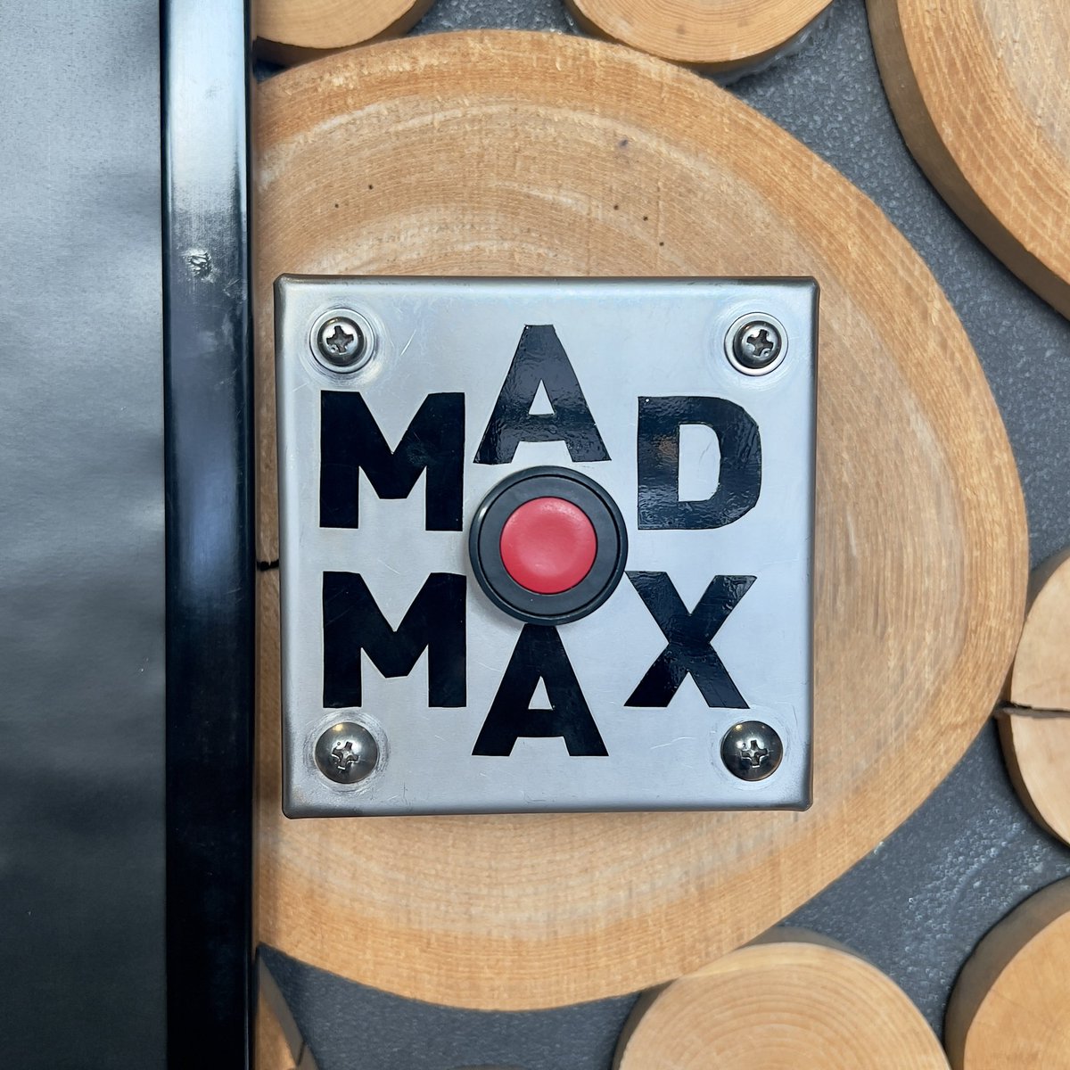 Oh! Louie tweet media