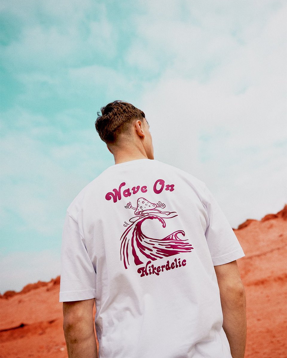 hikerdelic's tweet image. RT to win.

T-Shirt weather remains. 

To celebrate we&apos;ll give one of ours away to one lucky person who retweets this. Or reposts, whatever they say now.

Winner announced Monday.

hikerdelic.com/collections/sh…