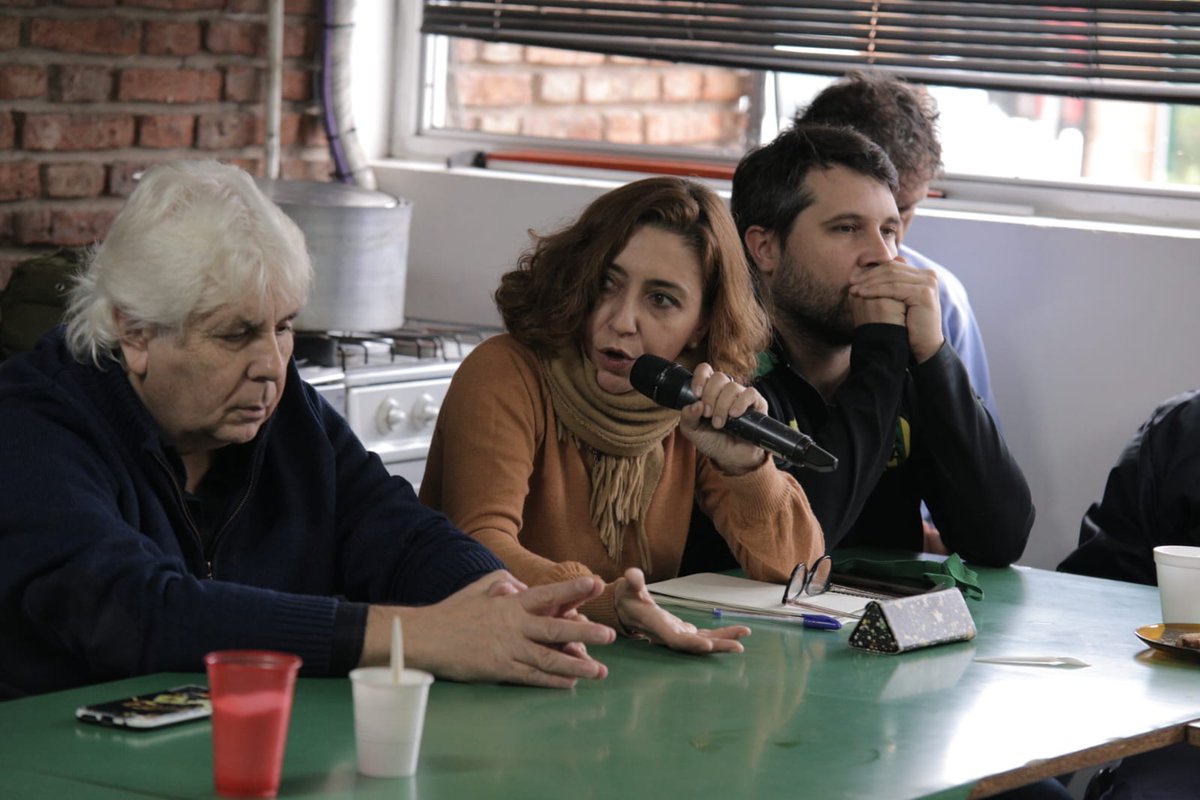 Trabajadores y trabajadoras de empresas recuperadas nos reunimos en Cooperativa Eitec para intercambiar miradas y definir las tareas que tenemos por delante de cara a las elecciones nacionales.