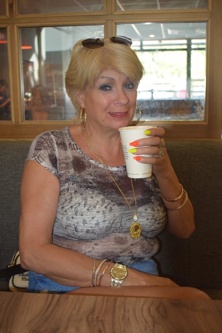 On my way home xxxx https://t.co/iXxaAH8NwX<a href="/tag/mvsales"class="tags"><span>#mvsales</span></a>