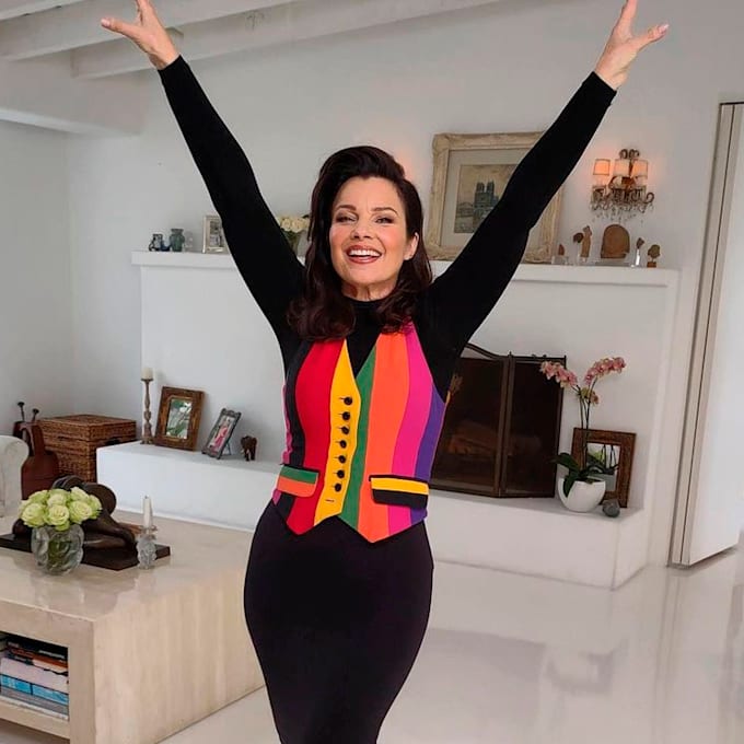 En medio de la huelga de actores, que ya lleva casi 2 meses, Fran Drescher es reelegida como Presidenta del Sindicato. Aguante la niñera.