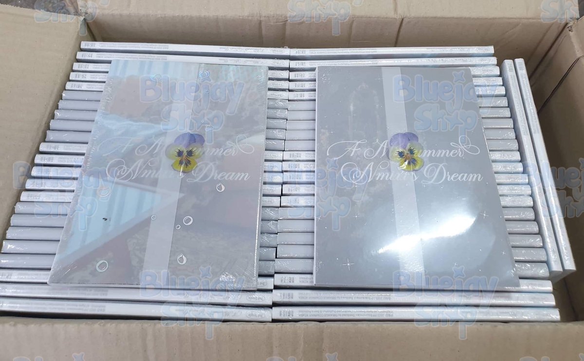 bluejayshop's tweet photo. #Bluejayshop_GA
SEALED ALBUM GIVEAWAY 🥳

- follow us + @bjshop_updates 🔔
- like and retweet
- reply your desired album

ends in 7days 🚶‍♀️ https://t.co/LsQV3JGv9o