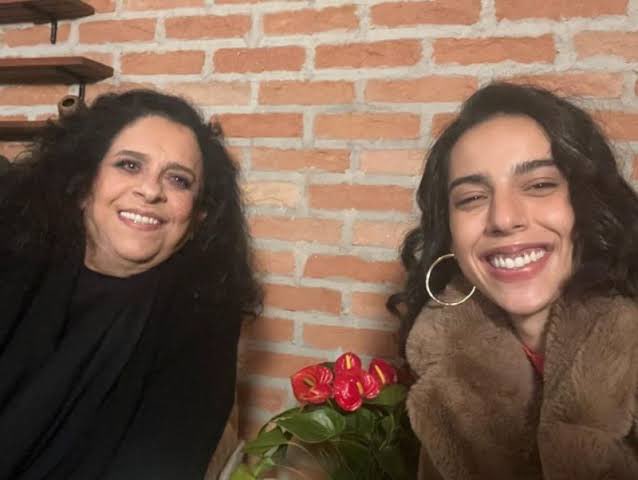 QGdaMarina's tweet photo. Marina Sena &amp; Gal Costa ❤️ 

Amanhã é dia de @thetownfestival às 15 horas com transmissão no Multishow. Esperamos vocês! #MarinaSenanoTheTown #MarinaSenaNoMultishow https://t.co/79BNay5NGw