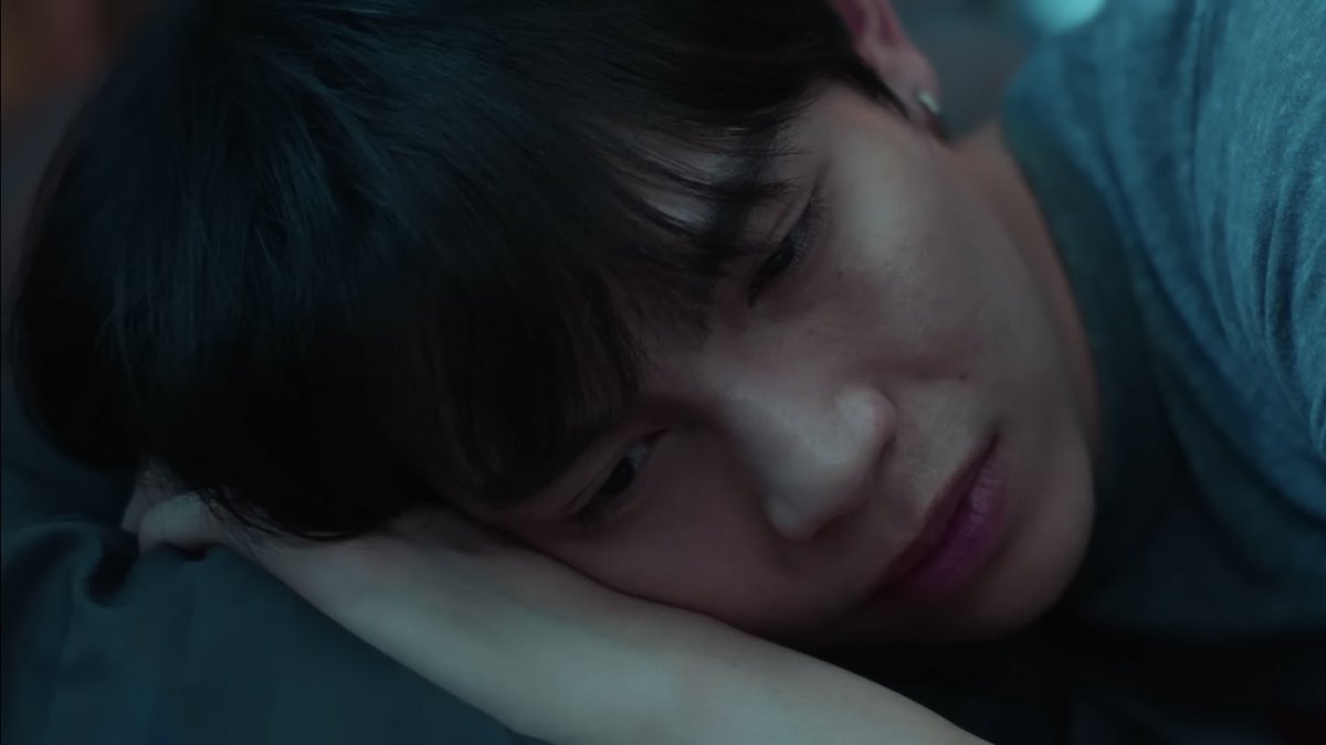 mnisnooze's tweet photo. SAND: i’ve always thought ray is my 25th hour, my extra hour. but the truth is everyone has the same 24 hours in a day and within ray’s 24 hours, i’m not part of it. i’m not that special.

MY HEART IS BROKEN https://t.co/2Uh9GEwhjI