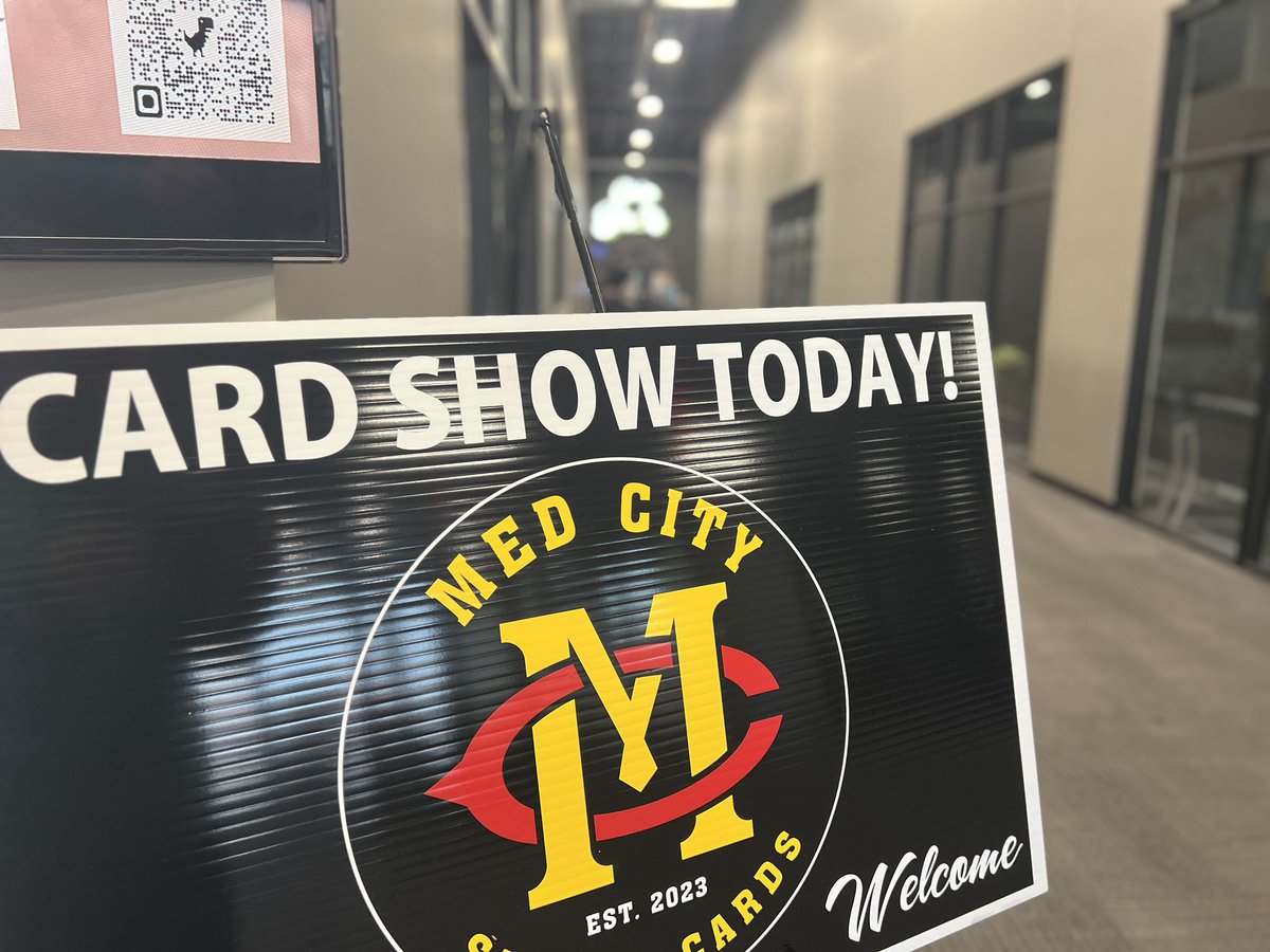 ChipShotsMN's tweet image. It’s happening today! Get down to @ChipShotsMN and buy/sell/trade for your PC. 10a-4p. Free Admission, 60 vendors.

#cards #cardshow #rochestermn #familyfun #localbusiness