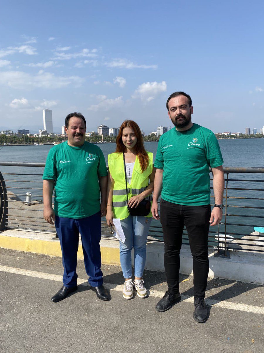 mersin_csk's tweet photo. İnancımızdan, medeniyetimizden ve kültürümüzden aldığımız ilhamla çevreye, doğaya ve bütün yaratılmışlara değer veren, onların haklarını koruyan bir anlayışı temsil ediyoruz.Cemre Hareketi olarak çevre temizliği yaptık @CK_Samsun @AdemAldemir33  @mrefikbagsiz @emreylmazey https://t.co/DEObSP31lk