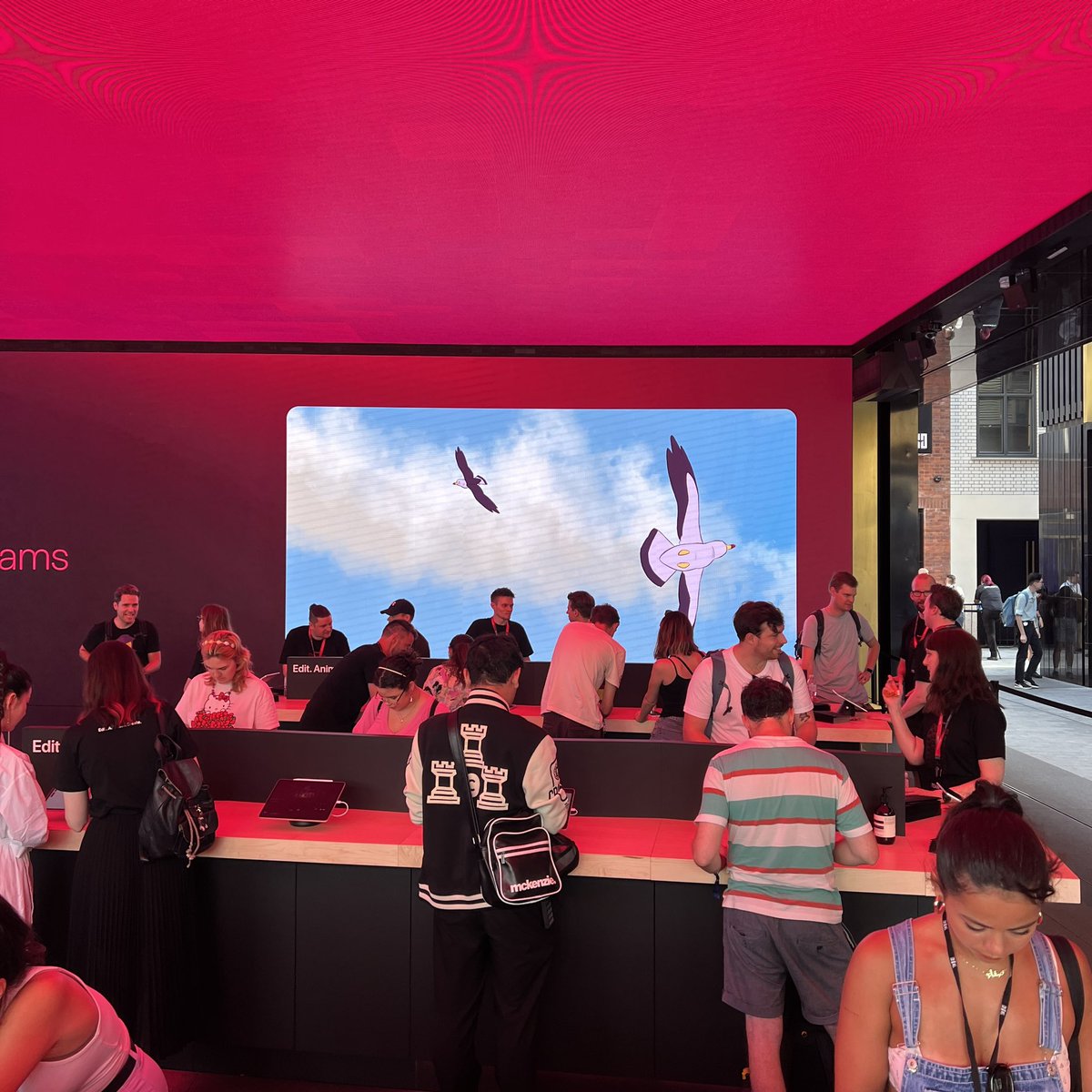 BeeJayDeL tweet media