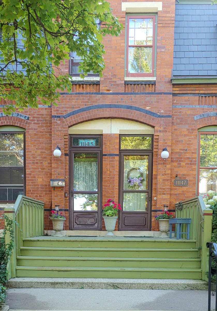 gage_teri's tweet photo. Save the Date! 50th Annual Historic Pullman House Tour is right around the corner! Oct 7 & 8, 2023
#HistoricPullman #Historicpreservation #House Tour https://t.co/4rczHSOsnA