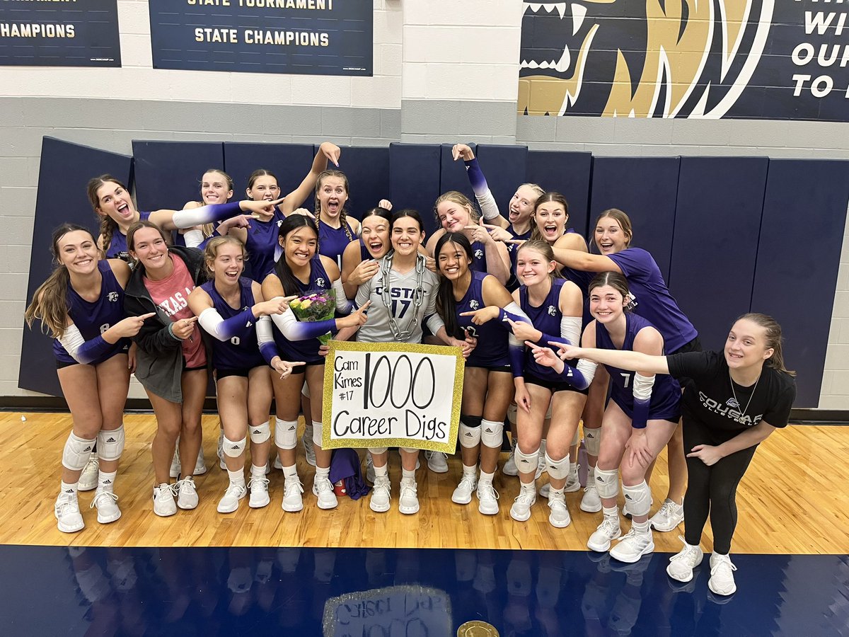 Congratulations to senior libero, Camryn Kimes for surpassing 1,000 career digs last night!