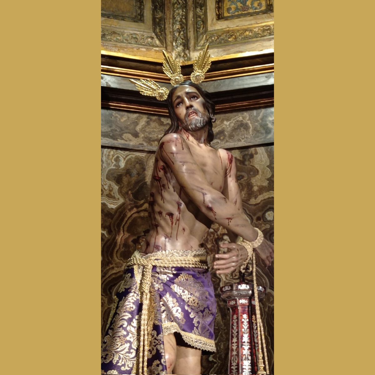 azotesycolumna's tweet photo. En estos días se ha procedido a instalar un nuevo sistema de iluminación en la capilla de nuestro Sagrado Titular...
#CofradíasMLG @rcfusionadas https://t.co/B5Uva5OT41