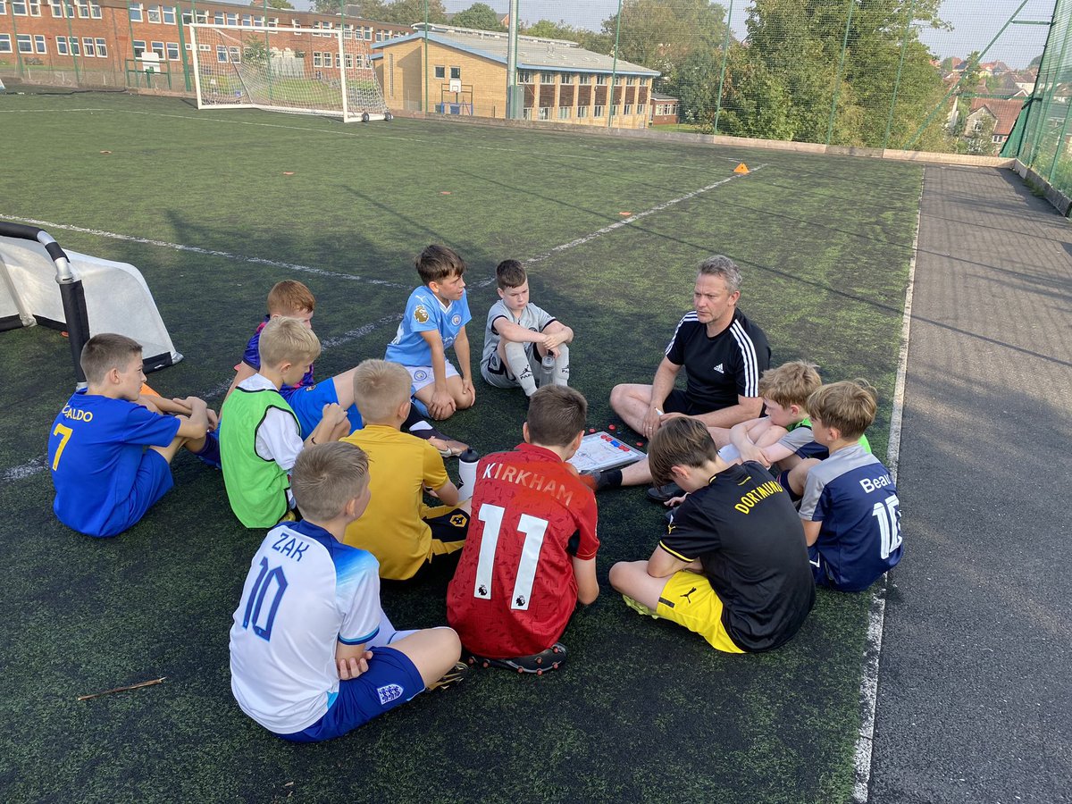 Always learning 👨🏻‍🎓👨🏼‍🎓⚽️