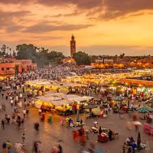 Mijn familie heeft de aardbeving in Marrakech overleefd.
Ik wens alle families heel veel sterkte en bij hulp staan we voor je klaar 🤲🏽❤️ #Marrakech