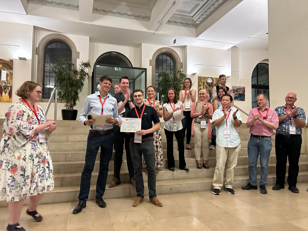 Oliver Karras tweet media