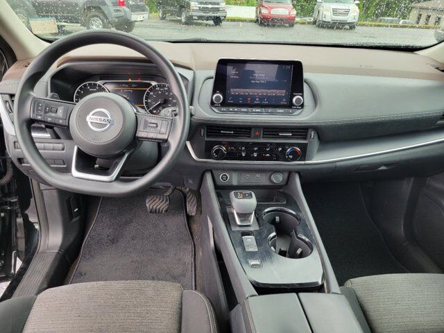 GilsAutoSales2's tweet photo. Take the road in style with this sleek 2021 NISSAN ROGUE S!🤩 Stock: 32090177

https://t.co/wjhgvsiSjy

#cardealer #cardealership #autosales #carsforsale #Nissan #NissanRogue https://t.co/54wqKvRM5U
