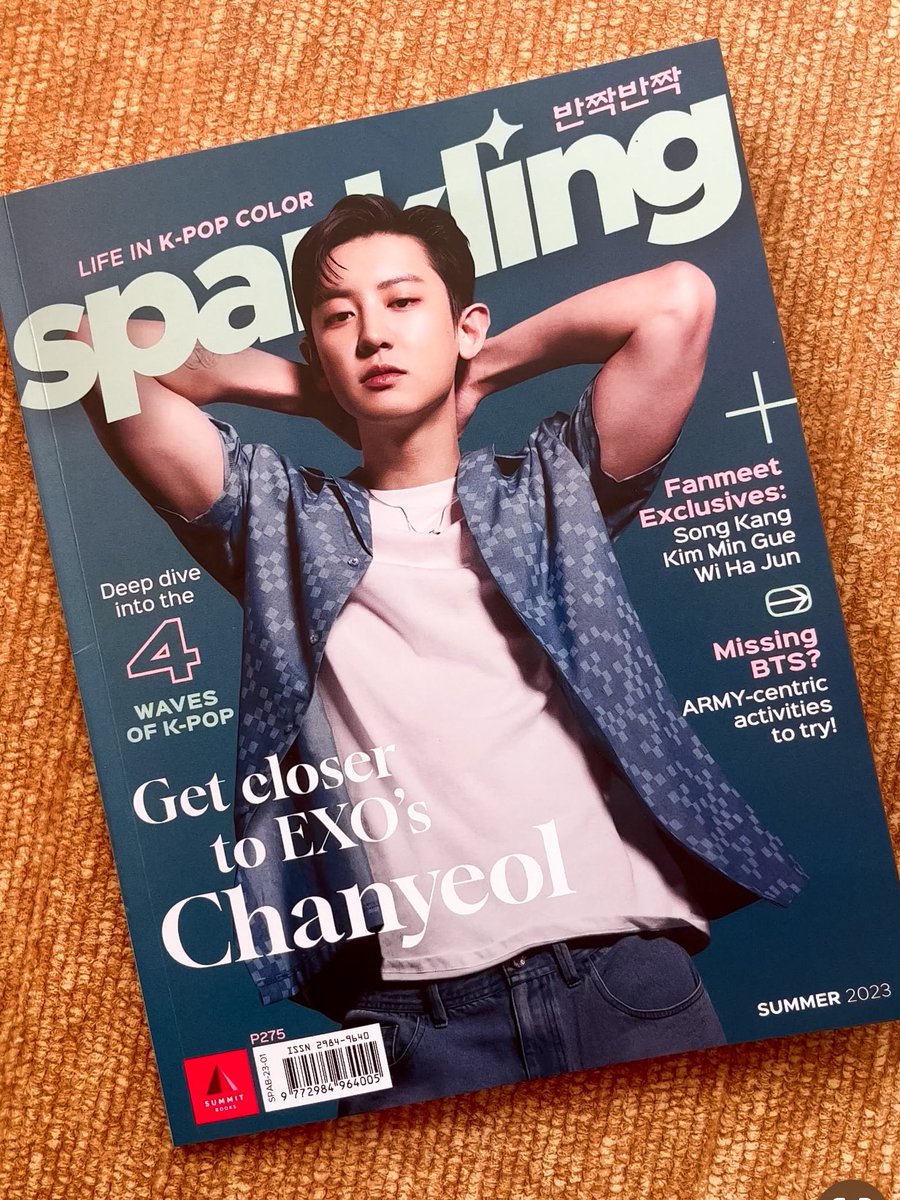 callmemakeu's tweet photo. ๐ SPARKLING MAGAZINE is back! โจ Super thankful to be given the opportunity to share my fun experiences in meeting #KimSeonho in person as well as being a Seonhohada ๐ #SparklingMagazine is now available at Summit Books shops on Shopee PH and Lazada PH and in PH bookstores! ๐ต๐ญ https://t.co/vjRU8KSjaU