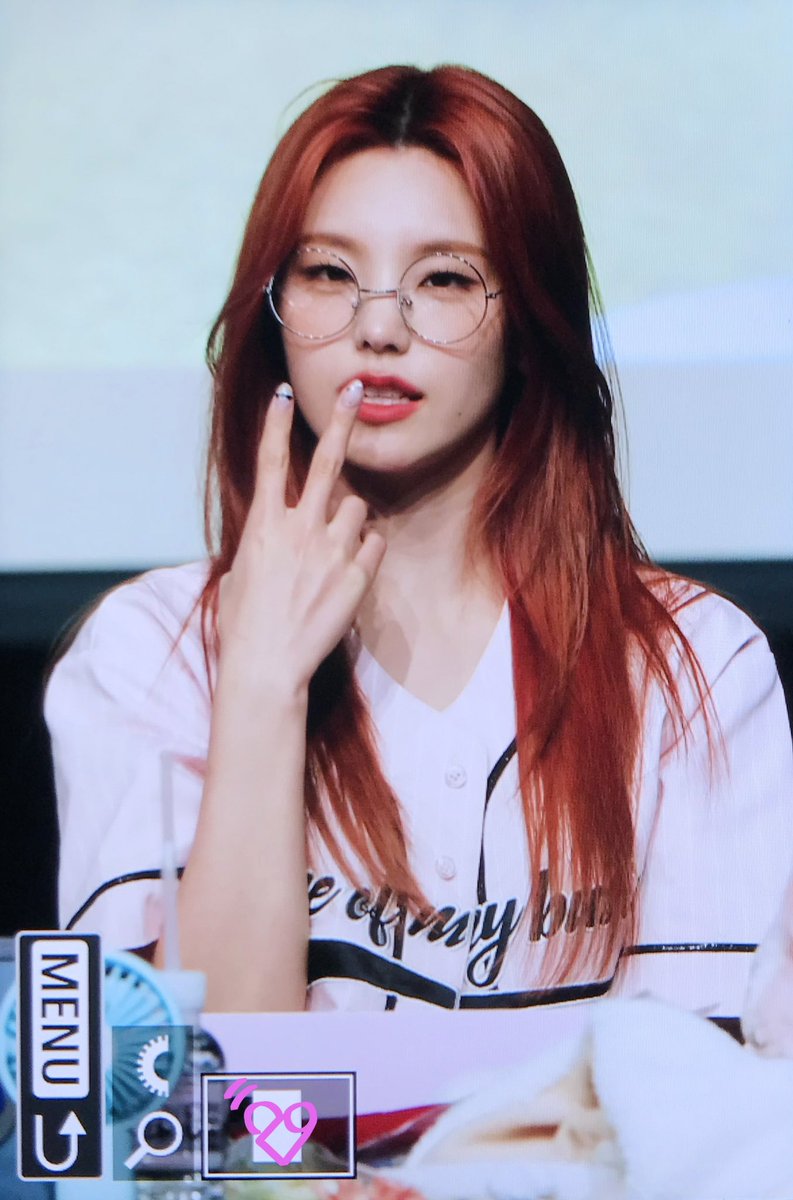 yejisupporters's tweet photo. 230909 팬사인회 ❤️❤️

#ITZY #YEJI #예지 #옞덩봤덩 https://t.co/IBlO9Tn5Z6