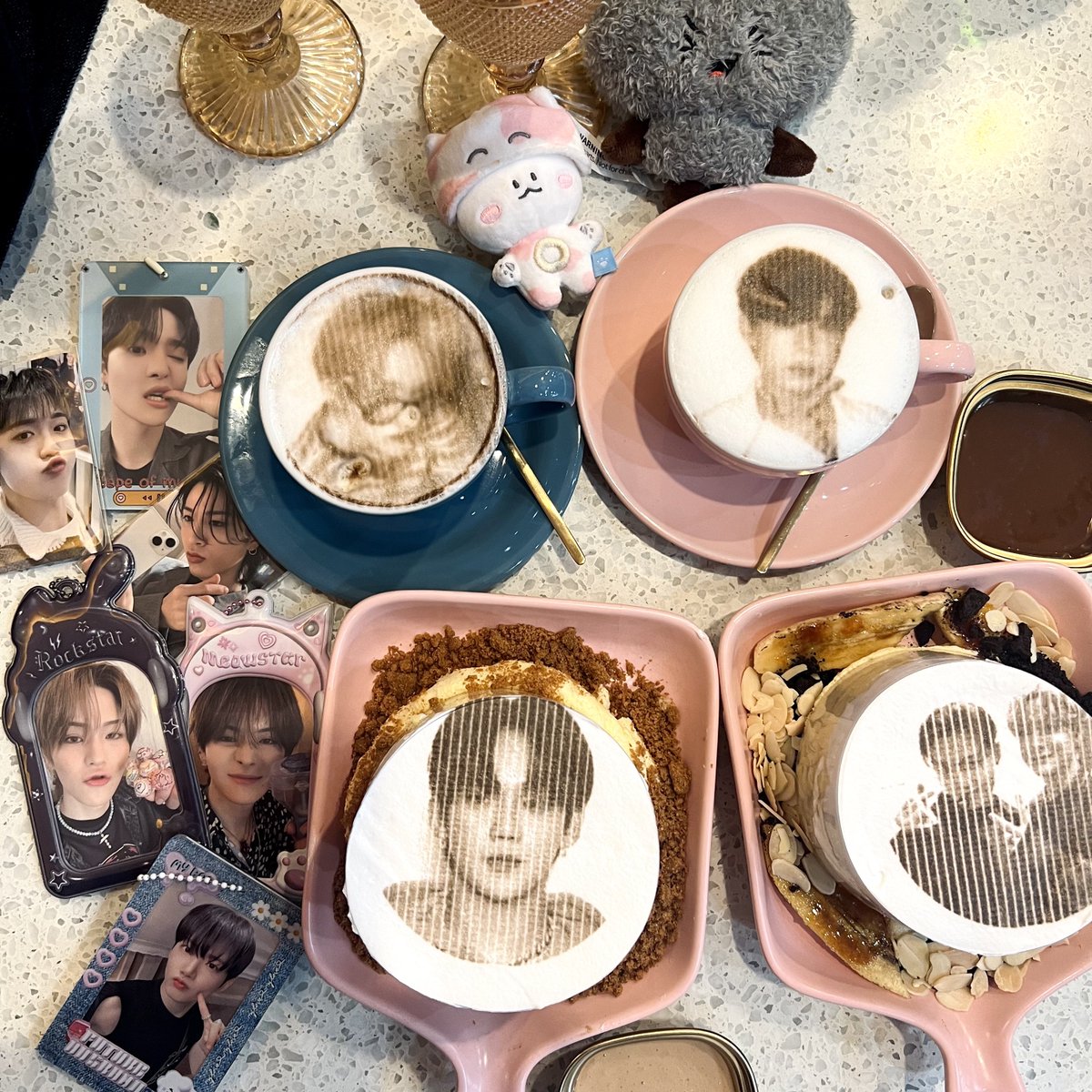 ikeuzs's tweet photo. #ikeurchive junkyu’s birthday! 🌀🩵
ft photocard earings. 🤣 https://t.co/pqRXsoz5Yq
