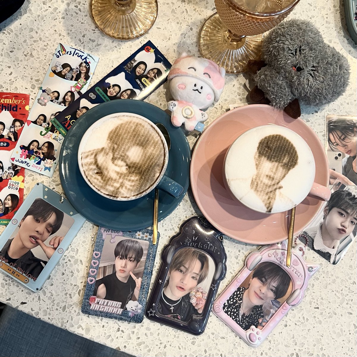 ikeuzs's tweet photo. #ikeurchive junkyu’s birthday! 🌀🩵
ft photocard earings. 🤣 https://t.co/pqRXsoz5Yq