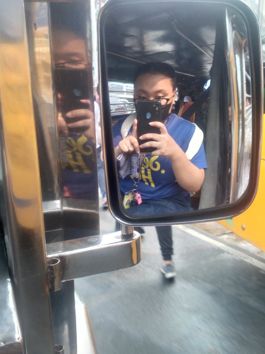〔〕this week archive photos :

— Already stress after five days attending school. I already have a lot of readings, exam, and so on. It's okay because I want this, right? I can do this. You can do this. Have a great night, everyone. Lovelots ! ♡

Your dearest,
Y℘