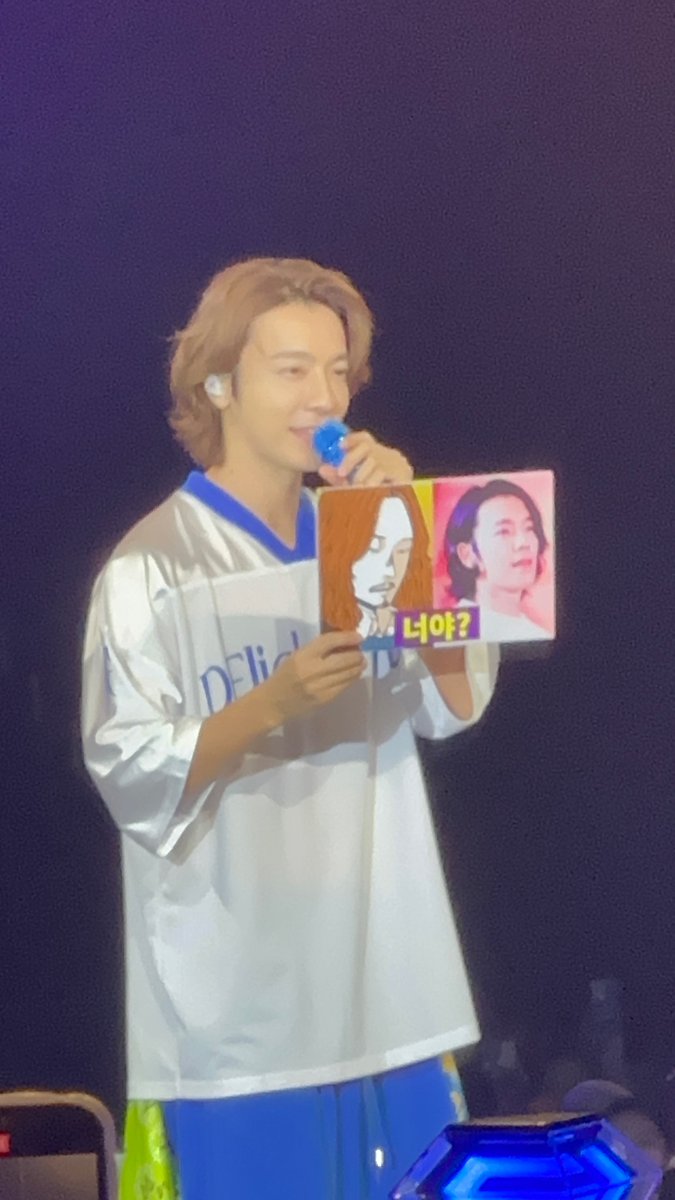 astrxdonghae's tweet photo. 😌😌

#DElightPartyinKL 
#DElight_Party_inKL https://t.co/UJdW56RxJC