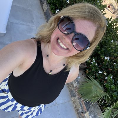 Rebekah Louise tweet media