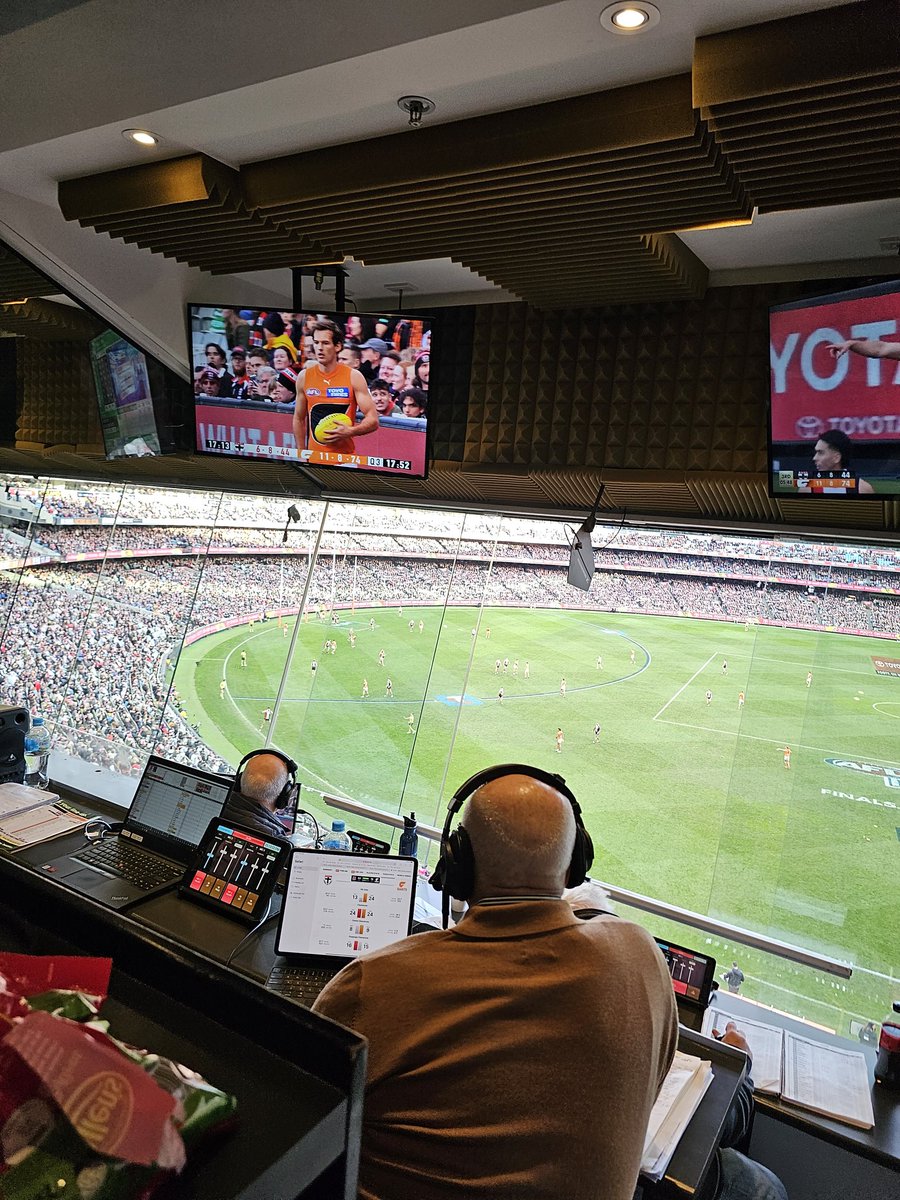KarlBianco's tweet photo. Best time of the year #3AWisFootball https://t.co/Zf7LIuuKfJ