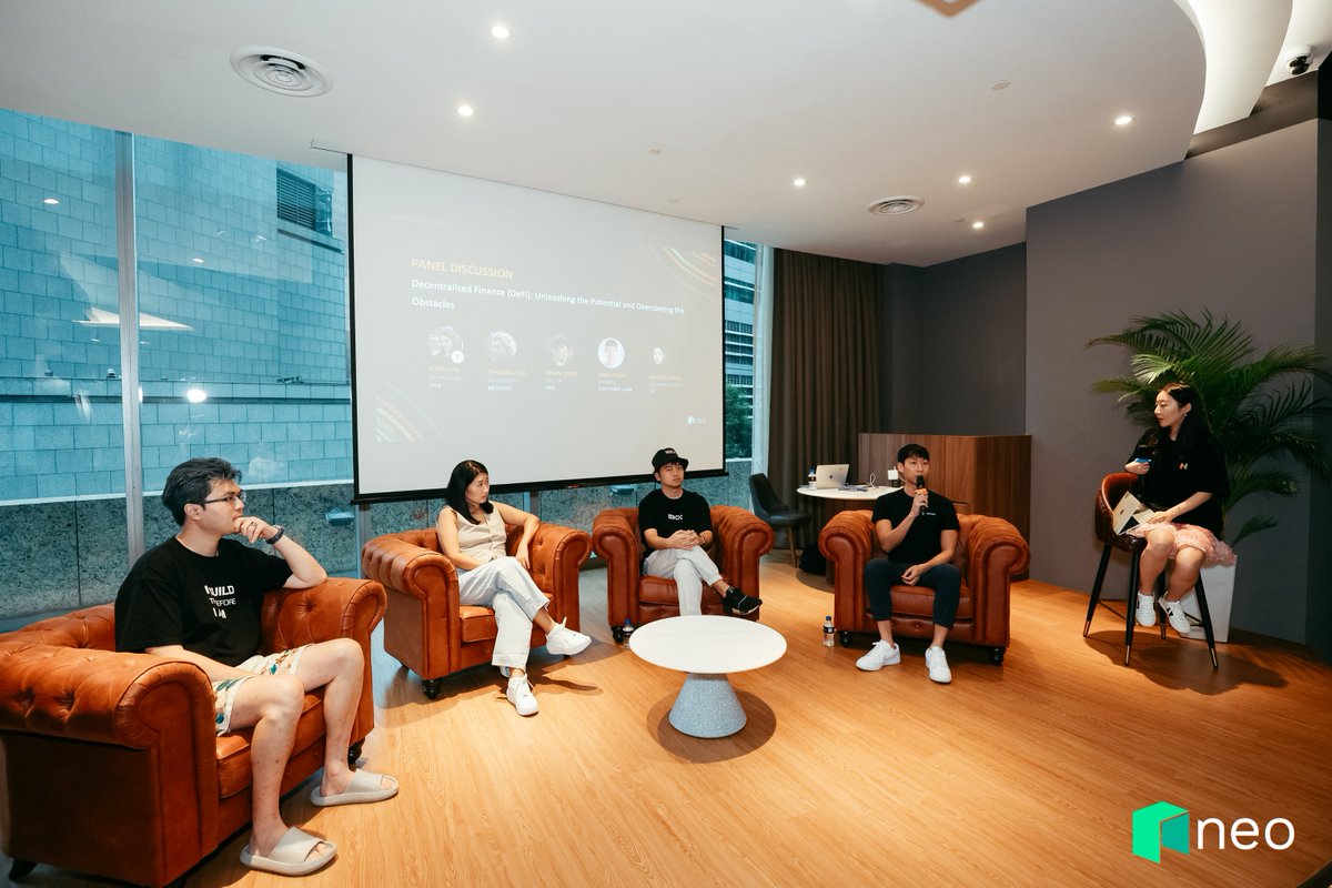 Neo_Blockchain's tweet photo. Day 1⃣ at #NeoAPACHackathon #Singapore GAS Station! 🚀

A dynamic gathering of #Web3 enthusiasts right before #Token2049 , fostering idea exchange and collaboration potential. 🧠

Stay tuned for more exciting updates! 🔥 https://t.co/vQ72U6R6lj