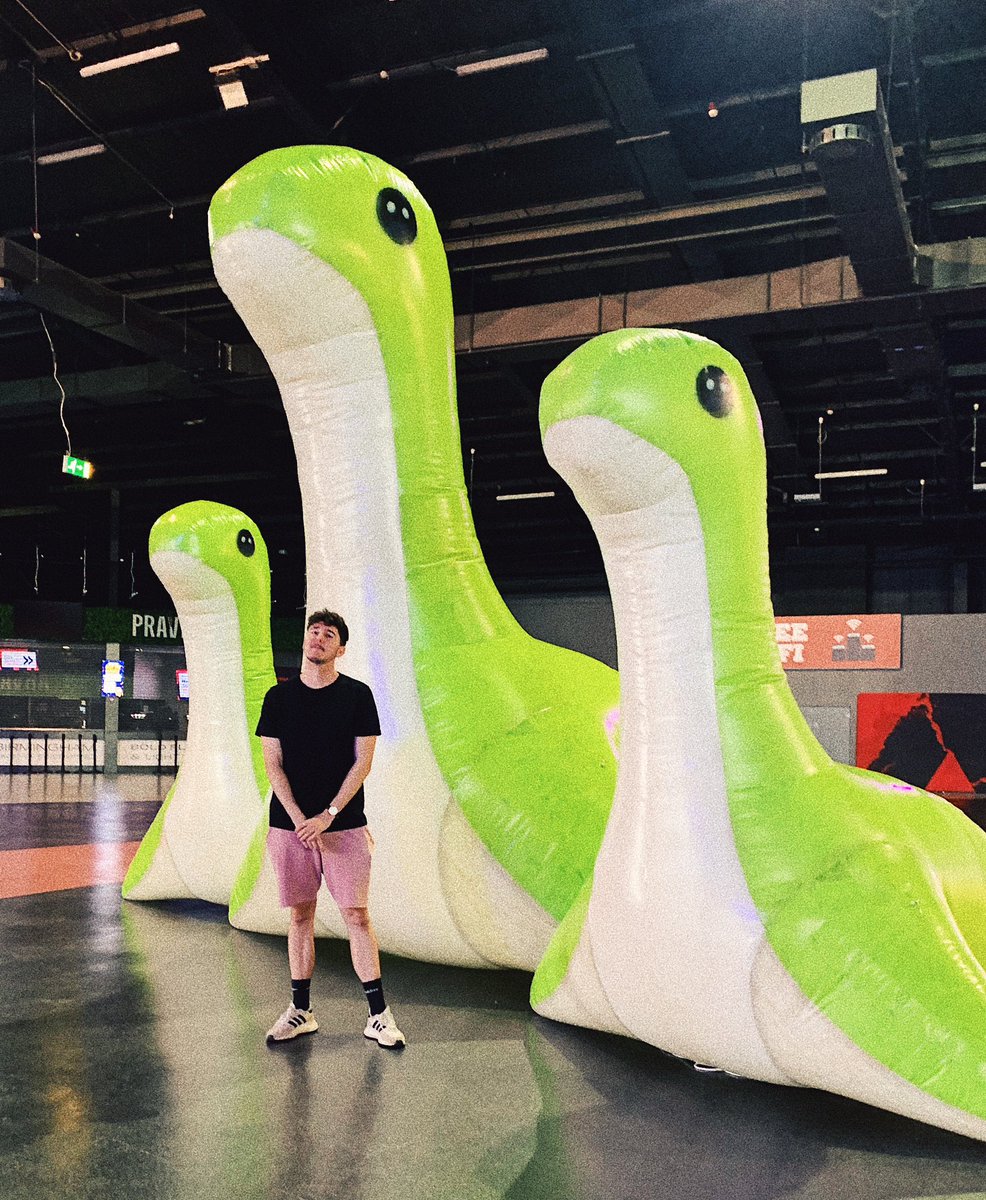 CharlieGamerMan's tweet image. ALGS day 4 💚 @PlayApexEsports