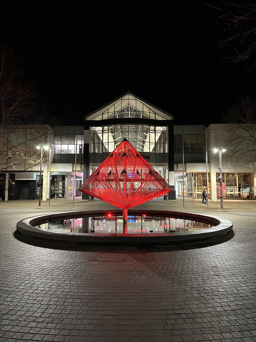 The Canberra Times Fountain has turned red for @RedShoesRock for International #FASDAwareness Day.