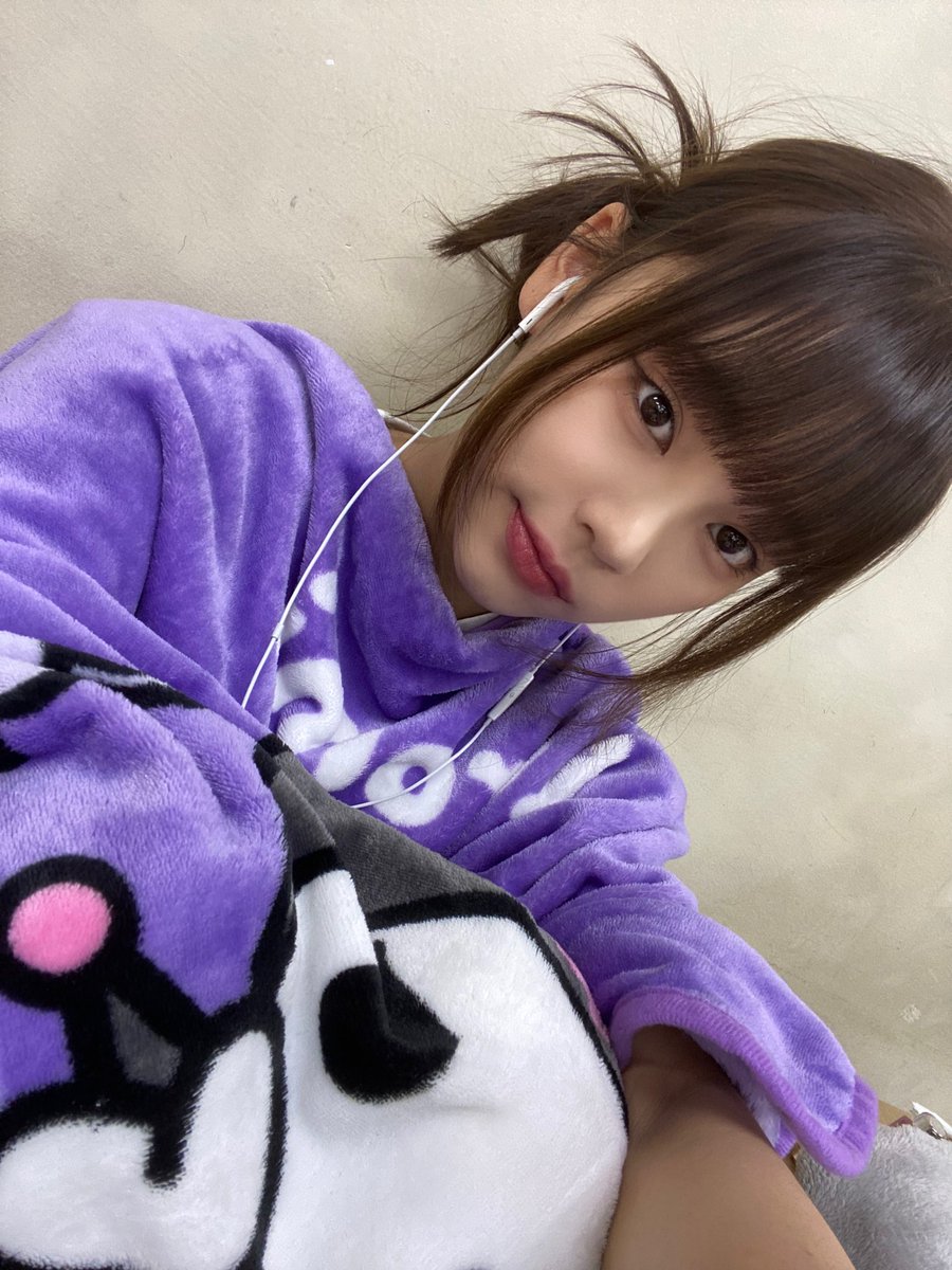 💌 a message has arrived! 
23.07.07 🍦💭 4:51 pm