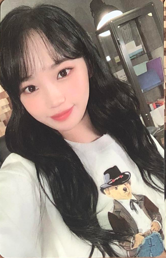 chaewonry's tweet photo. wtb lfs chaewon kasette plsplspls sana mapili 😞🙏 https://t.co/4lboUza0Ri