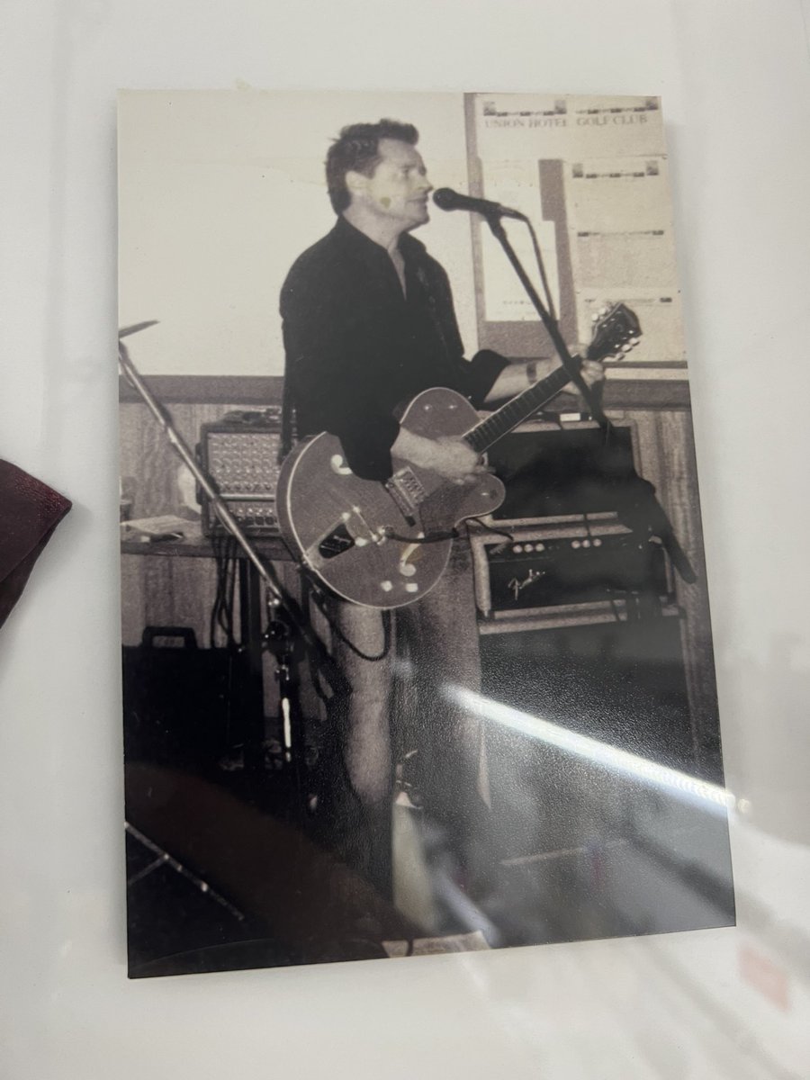 spanna233's tweet photo. @briansetzer59 he’s been playing  Gretsch &amp; mimicking you for 34 years…. https://t.co/51gqUyVMZI