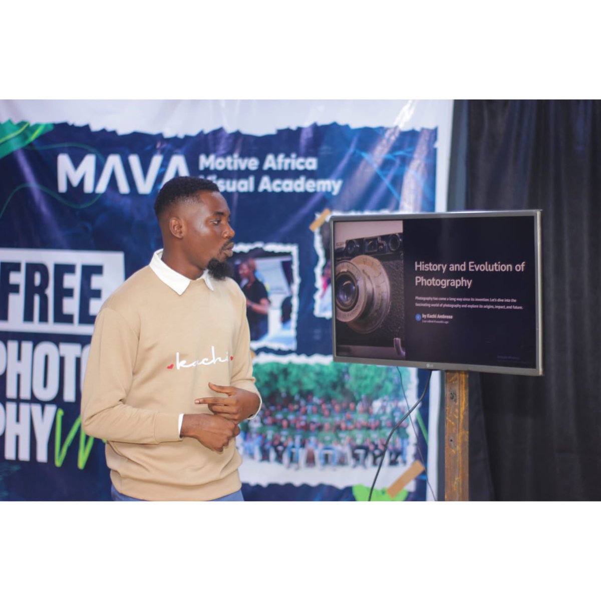 exploremava's tweet photo. Photography is nothing without acknowledging its History and Evolution. 

It is in the history that we get to learn the beauty and diversity of the art.

We had our amiable History Lecturer   @kachi_tbg for the 7th time again. https://t.co/Qt1T5IYnDJ