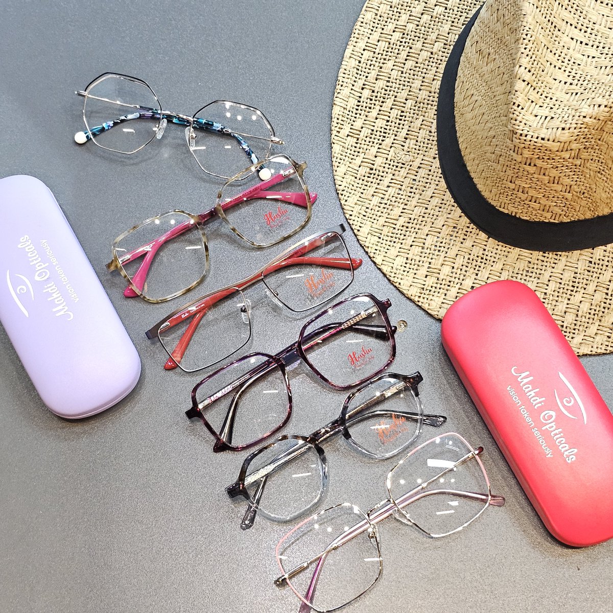 MahdiOpticals's tweet image. Your vision, your story, your frames. Experience the difference with our Buy One Get One Free offer and receive a free eye test to make every look uniquely yours🤓

#EyewearFashion #StyleInSight #FrameGameStrong #VisionaryStyle #eyecandypigments