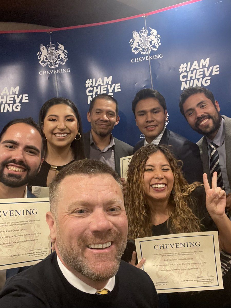 Buena suerte a nuestros becarios Chevening cuando vayan al Reino Unido para realizar sus becas Chevening. ¡Les envío buena suerte a todos!

@UKinBolivia #iamchevening