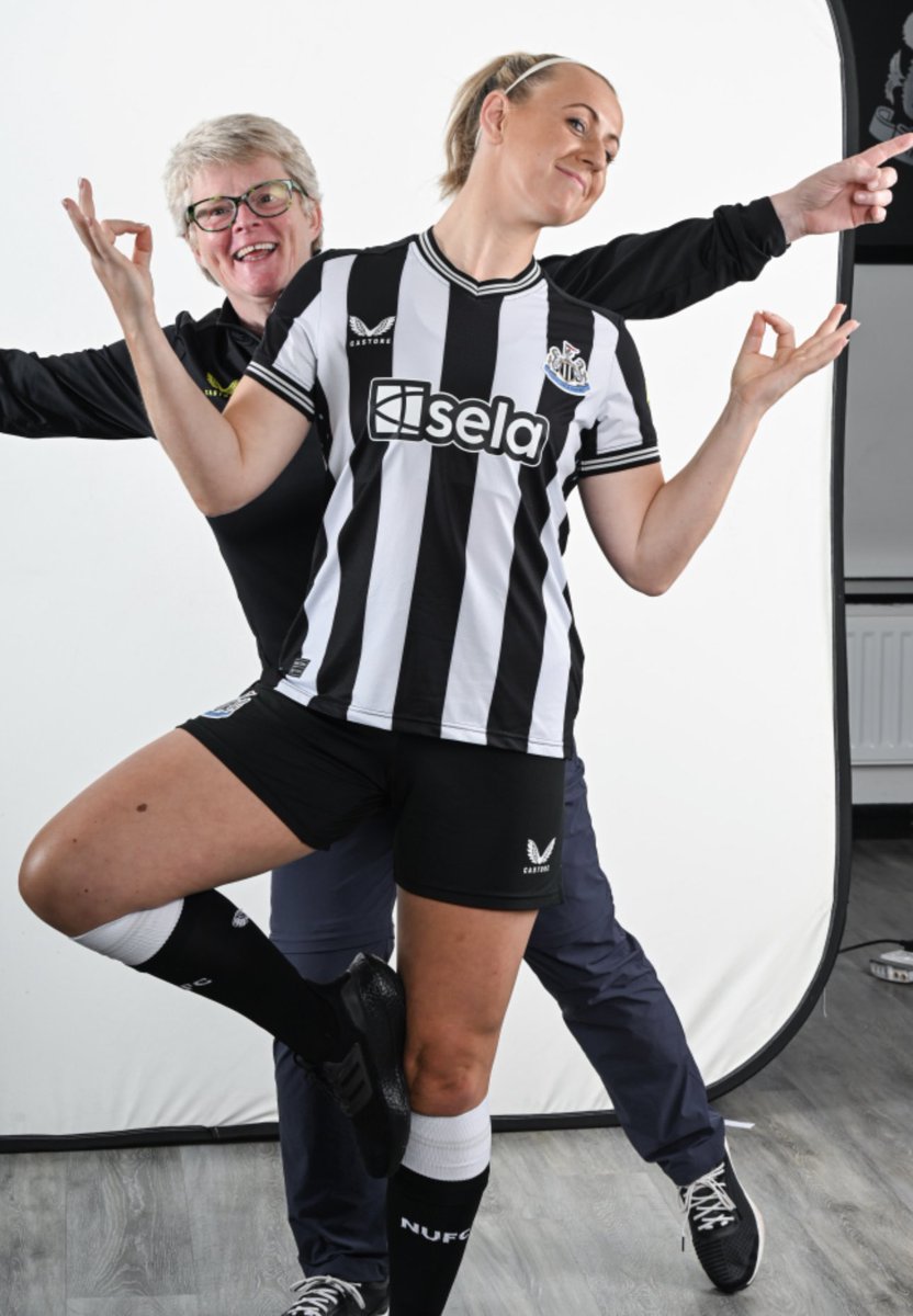 Charl23Potts's tweet image. Prep ☑️ 

Looking forward to seeing you all pack out Kingston park for our first home league game tomorrow 🙌🏼🏟️🌞 

#pavingtheway 🖤🤍