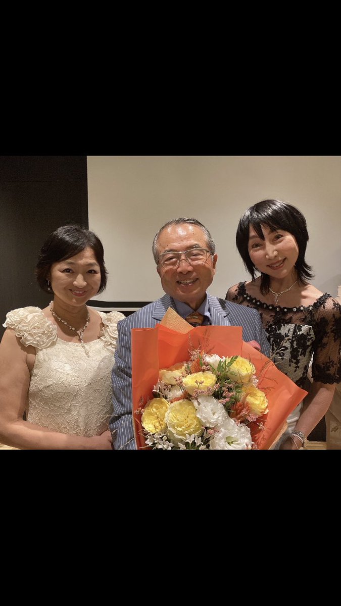 今日は、KDDIを共同創業され、Y!モバイルを創業された千本倖生さんのお誕生日🎂パーティー🎉にお伺いしました✨