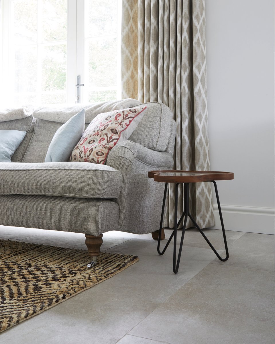 TheBeswickStone's tweet image. Now on #sale! Our gorgeous Grigio Louvre #Porcelain features enticing white and silver details, based on classic ice-white #limestones. As the name suggests, they can be paired with frame #decor for a gallery inspired #chic look and bring an uplifting sense of airiness to a room.
