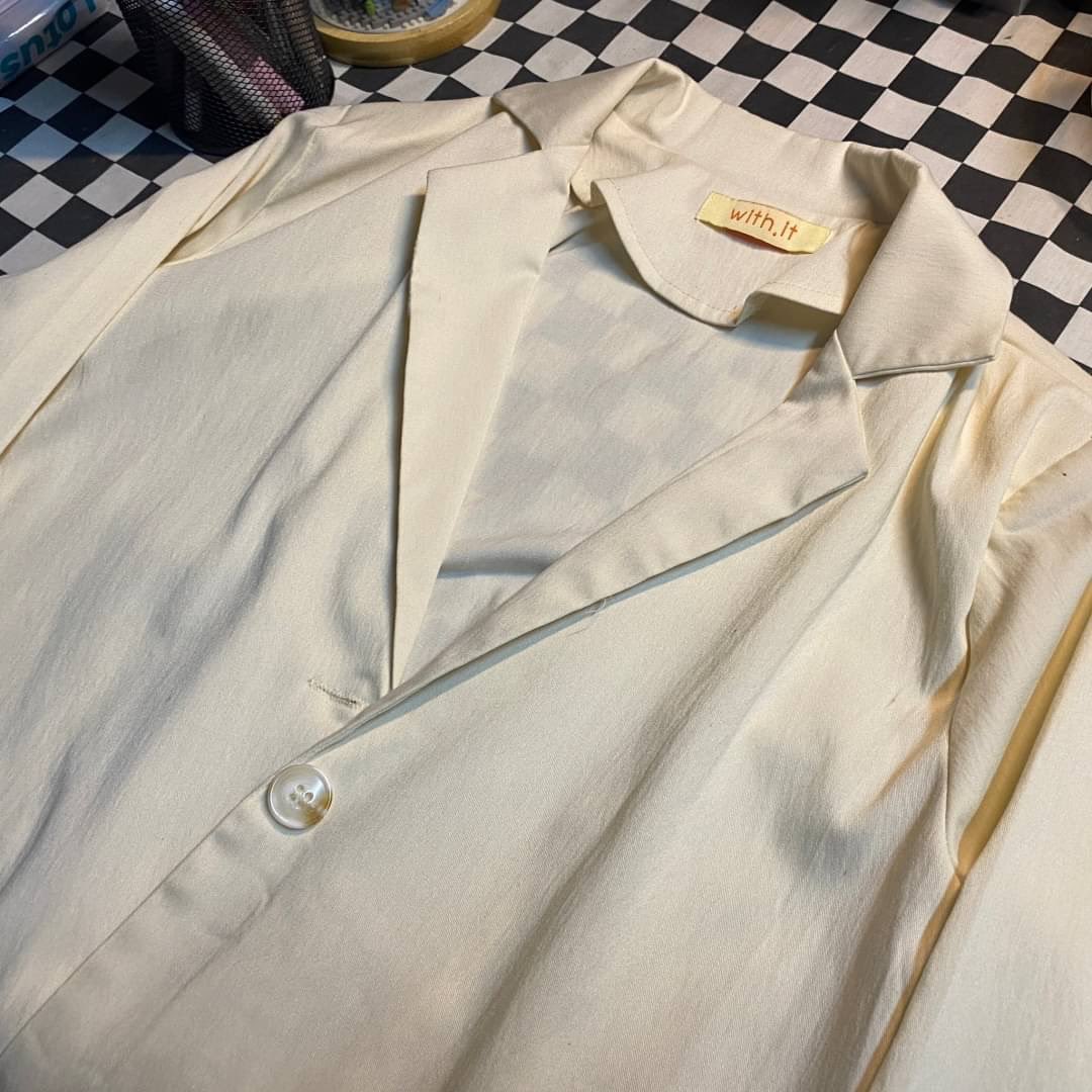 perfecttwohand's tweet image. 🎀 เบลเซอร์ #withit
🫧 120 bath ใหม่มากค่า 😭
✨ ไม่มีตำหนิน้า สอบถามเพิ่มเติมได้คับ

#ส่งต่อเสื้อผ้า #ส่งต่อเสื้อผ้ามือสอง #y2kthailand #vghbkk #ส่งต่อสกินแคร์ #แจก #stylistshop #cintageshop #vghbkkมือสอง #ส่งต่อเสื้อผ้ามือ2