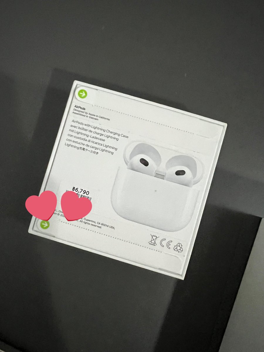 Ruksikaget's tweet photo. 💖ส่งต่อ AirPods gen3 ยังไม่ได้แกะเลยนะคะ ใหม่มาเพิ่งซื้อมาต้นเดือนนี้เลยค่ะ ราคา5,300 (ราคาเต็ม 6,790)ซื้อพร้อมMacBook โปร back to school นัดรับได้ตามMrt Bts พระราม9 ห้วยขวางถ้าไม่ไกลมาไปส่งให้ได้ค่า 
#airpods #ส่งต่อairpods #ขายairpods
#ส่งต่อairpods #ส่งต่อแอร์พอด #airpods3 https://t.co/5qwcZi6vhp