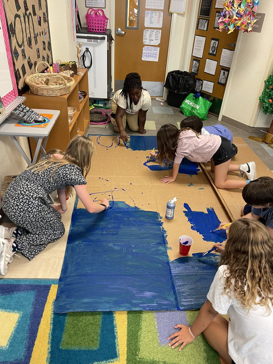 MollyProbel's tweet photo. We started our #PBL on what would happen if sharks disappeared! These Ss are excited and ready to spread knowledge how truly important sharks are and that they are not mindless killer. #teamprodel https://t.co/1acFwVoC5H